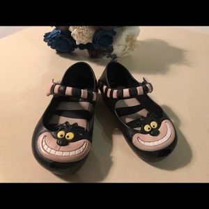 Mini Melissa Alice in Wonderland Cheshire Cats